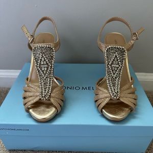 Gold Antonio Melani heels size 6